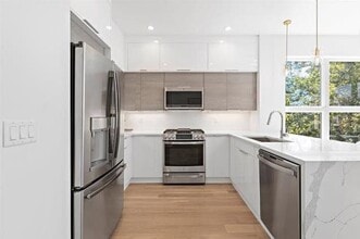 6025 BLVD in West New York, NJ - Building Photo - Building Photo