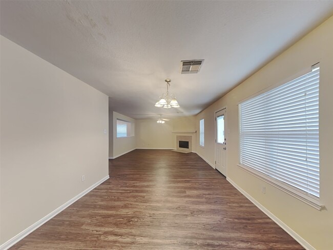 property at 1913 Plum Falls Ln