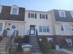 1675 Ridgely Ct in Crofton, MD - Building Photo - Building Photo