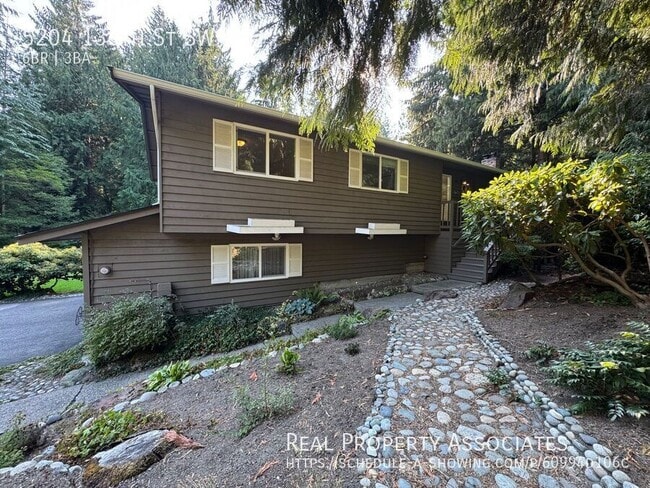 5204 136th St SW in Edmonds, WA - Building Photo - Building Photo