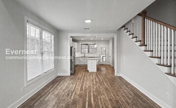 736 29th Ave N in Nashville, TN - Foto de edificio - Building Photo