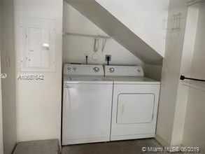 2557 Centergate Dr-Unit -Apt 104 in Miramar, FL - Building Photo - Building Photo