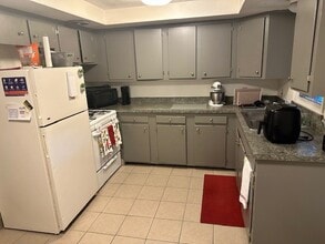 belleview apartment in North Syracuse, NY - Building Photo - Building Photo