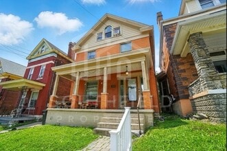 2319 Victor St in Cincinnati, OH - Building Photo - Building Photo