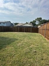1605 Hartford Dr in Carrollton, TX - Building Photo - Building Photo
