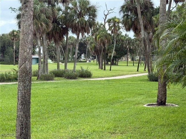 1699 Golf Club Dr in North Fort Myers, FL - Building Photo - Building Photo