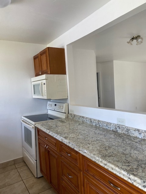 2746 Johnson St, Unit A in Hollywood, FL - Building Photo - Building Photo