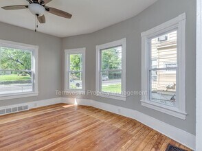 116 W Main St in Millville, NJ - Building Photo - Building Photo