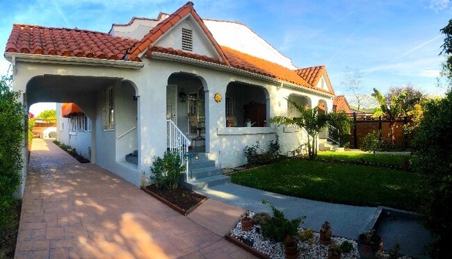property at 1927 Hauser Blvd