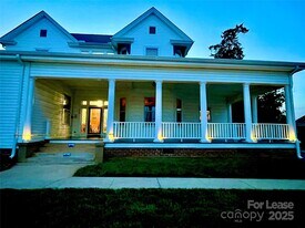 409 N Main St in China Grove, NC - Building Photo