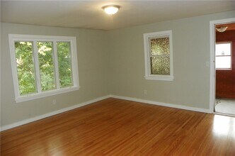 575 Ridge Rd in Webster, NY - Building Photo - Building Photo