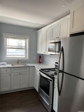 237 Deer Park Ave, Unit 2 in Babylon, NY - Building Photo - Building Photo