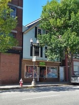 337 Lisbon St, Unit 2 in Lewiston, ME - Building Photo