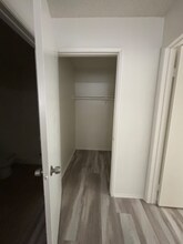 6925 Haskell Ave in Los Angeles, CA - Building Photo - Building Photo