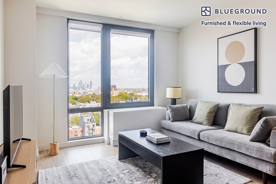 159 Boerum St in Brooklyn, NY - Building Photo