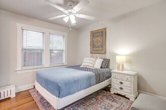 1600 Belle Pl, Unit Unit W in Fort Worth, TX - Building Photo - Building Photo