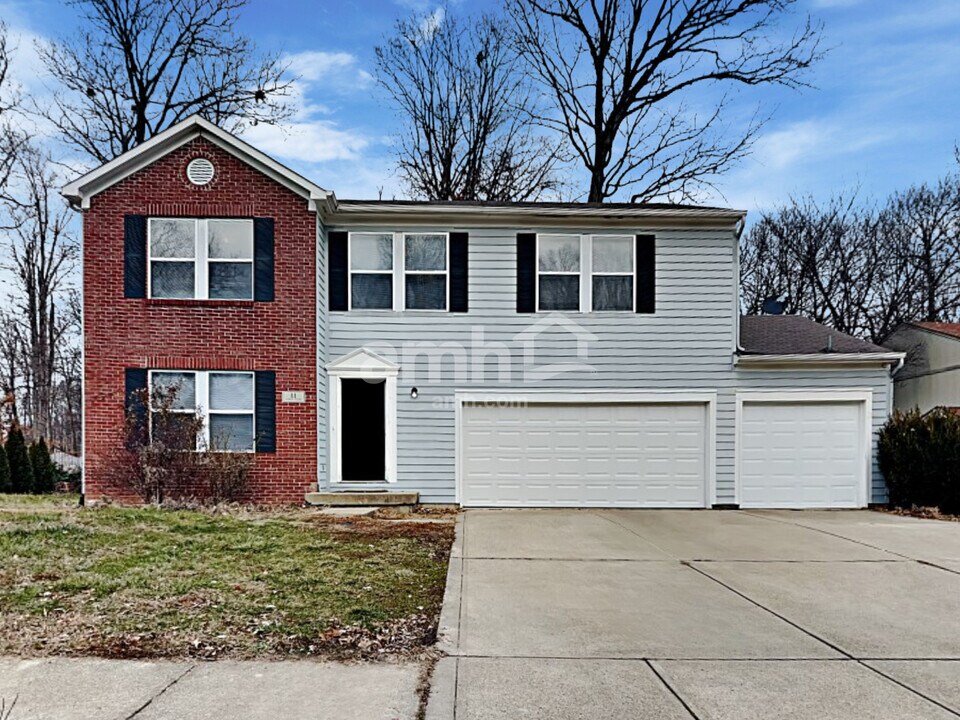 11 Lowell Ct in Brownsburg, IN - Building Photo