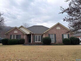 2813 Willowick Tr SE in Owens Cross Roads, AL - Building Photo