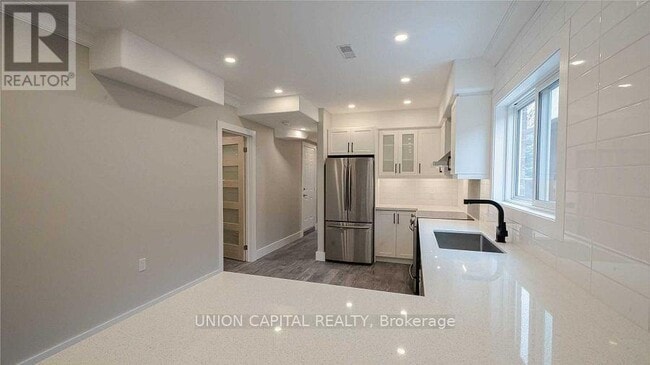 37 Roughley St in Bradford West Gwillimbury, ON - Building Photo - Building Photo