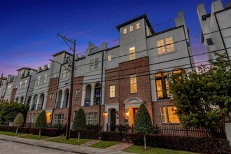 1818 Dart St in Houston, TX - Building Photo - Building Photo