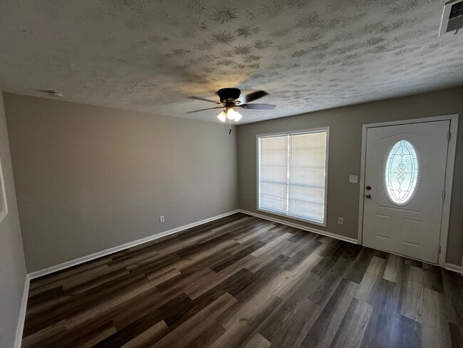 2726 Vultee Dr in Columbus, GA - Building Photo - Building Photo