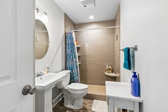 8844 Fulton St in Metairie, LA - Building Photo - Building Photo