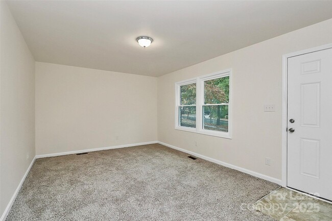 518 Echodale Dr in Charlotte, NC - Building Photo - Building Photo