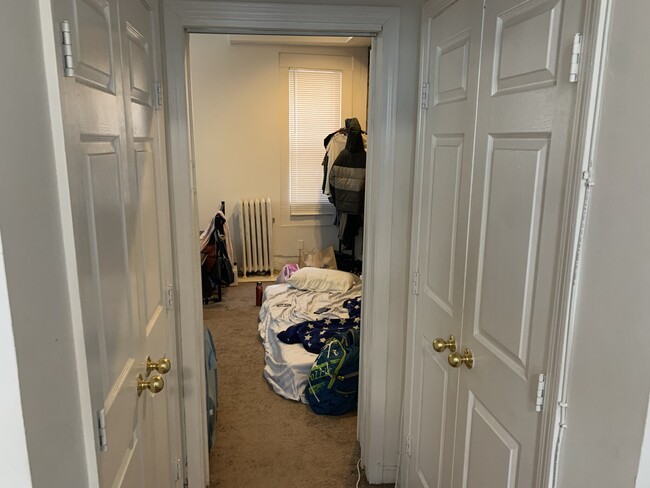 214 Hemenway St, Unit 10 in Boston, MA - Foto de edificio - Building Photo