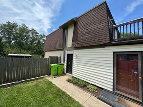 2566 Paxton St in Woodbridge, VA - Building Photo - Building Photo