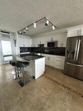 1200 N Fort Lauderdale Beach Blvd in Fort Lauderdale, FL - Building Photo - Building Photo