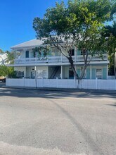 901 White St, Unit 2 in Key West, FL - Building Photo - Building Photo