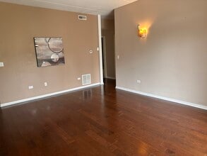 720 Prestwick Ln in Wheeling, IL - Building Photo - Building Photo