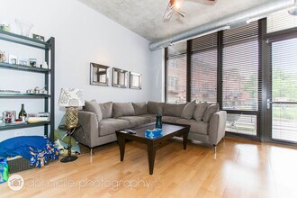 1000 N Kingsbury St in Chicago, IL - Building Photo - Building Photo