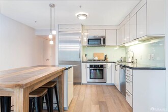 338 Spear St in San Francisco, CA - Building Photo - Building Photo