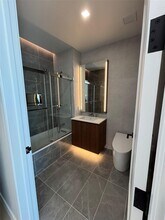 35-32 Leavitt St in Queens, NY - Building Photo - Building Photo