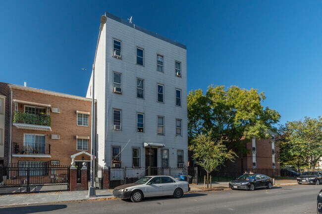 107 Bleecker St in Brooklyn, NY - Building Photo - Building Photo