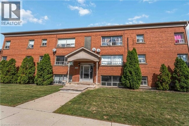 property at 2189 King St E
