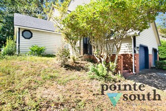 52 Lake Shore Dr in Daphne, AL - Foto de edificio - Building Photo