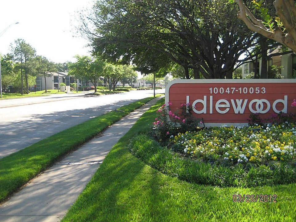 10049 Westpark Dr-Unit -179 in Houston, TX - Building Photo