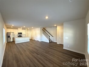 125 Utility Ln in Mooresville, NC - Building Photo - Building Photo