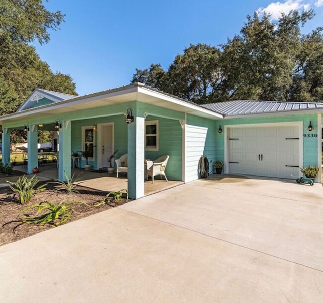 9330 SE 106th Pl in Belleview, FL - Building Photo - Building Photo