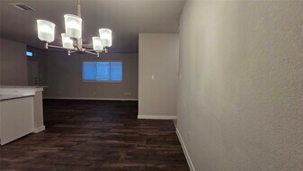 9773 Grosbeak Ln in Magnolia, TX - Building Photo