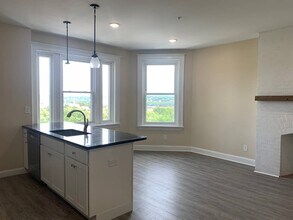 29 Elk St in Albany, NY - Building Photo - Building Photo