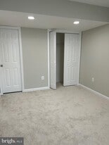 43455 Katling Square in Chantilly, VA - Building Photo