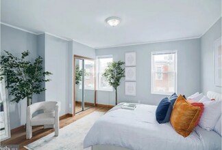 2516 W Seybert St in Philadelphia, PA - Foto de edificio - Building Photo