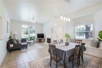 11609 Rustic Rock Dr in Austin, TX - Building Photo - Building Photo