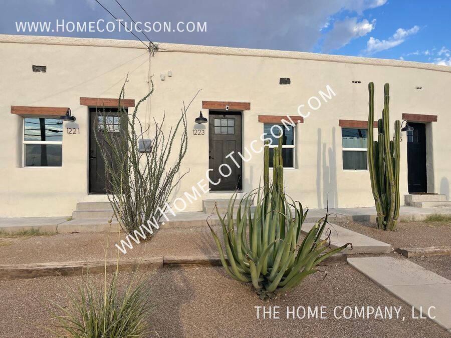 1223 S 11th Ave in Tucson, AZ - Building Photo
