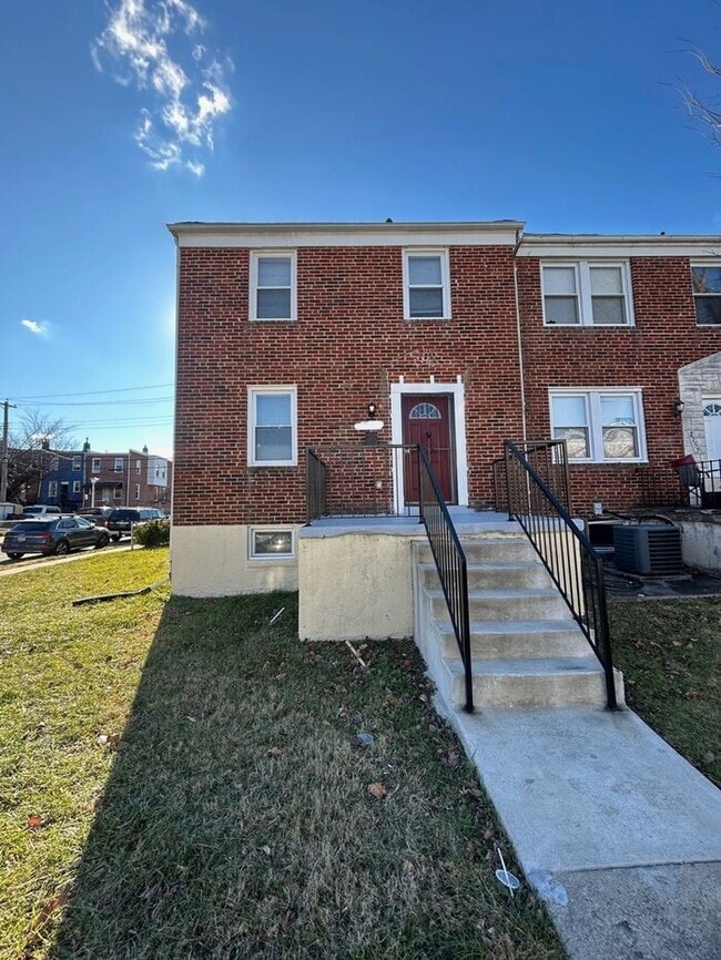 property at 2700 Pelham Ave