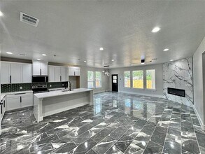 5904 Houghton Ave in Fort Worth, TX - Building Photo - Building Photo