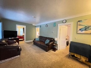 1615 Waverly Ave in Duluth, MN - Foto de edificio - Building Photo